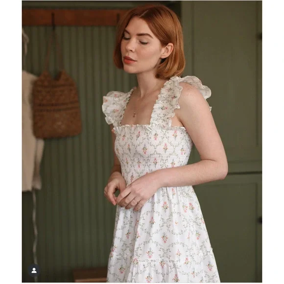 Hill House | Dresses | Hill House The Ellie Nap Smocked Dress